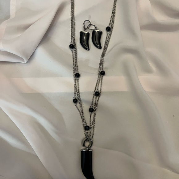 NWOT - Black Tusk Earrings & Stainless Steel Silver Necklace with Huggie & Tusk - Picture 12 of 12